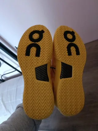 Zapatillas On Running Roger Pro 2 Amarillas