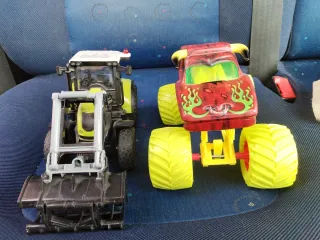 Pack de juguetes: bloques+tractor+monster truck