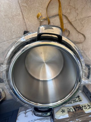 Pentole giganti in acciaio inox con manici