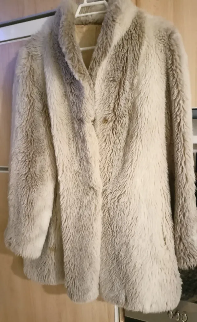 Abrigo de piel