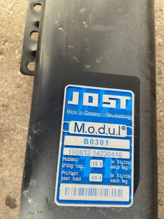 Patas para semirremolque Jost