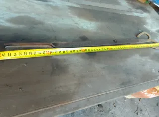 Tenazas antiguas de metal