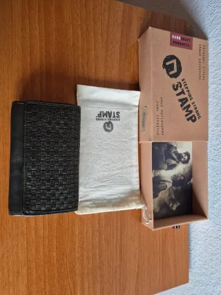 Cartera, monedero mujer piel tejida kaki