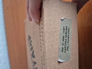 Cartera, monedero mujer piel tejida kaki