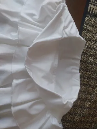 Falda pantalón blanca volantes