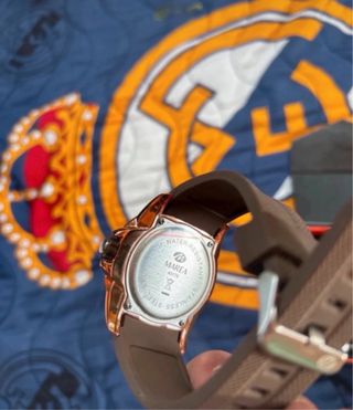 Reloj Marea Marrón y Dorado