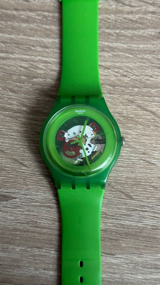 Swatch Skeleton Transparente Verde