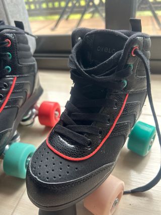 Patines de 4 ruedas negros 32 marca Oxelo