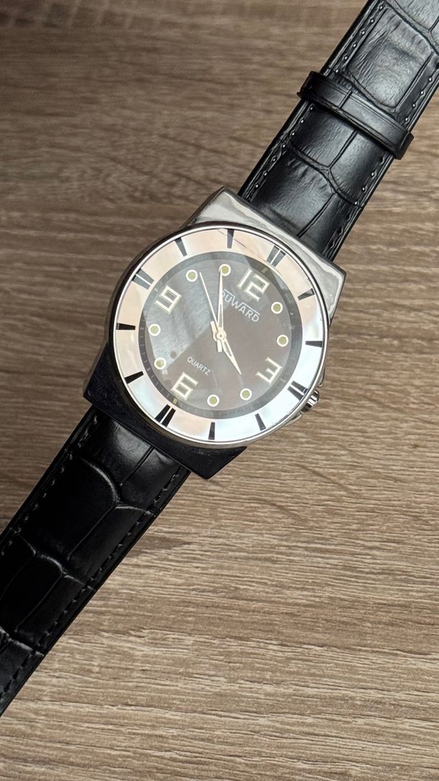 Reloj Duward Quartz Hombre Negro