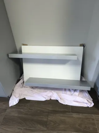 Móvel de parede prateleiras branco e prata lacado