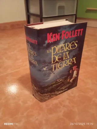 Los pilares de la tierra, Exlibris y otros