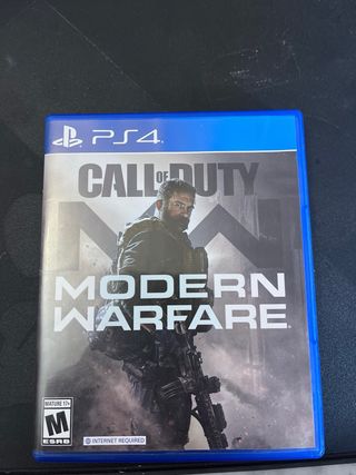 PS4 Slim 500GB + 3Mandos + Call of Duty