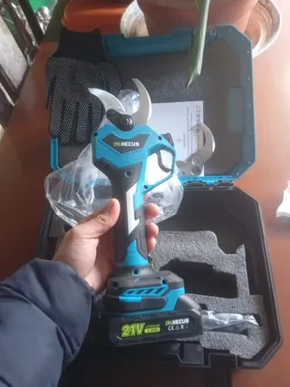 Tijeras Eléctricas Inalámbricas