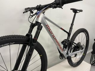 BICI MTB MONDRAKER F-PODIUM CARBON R T.M EXPO