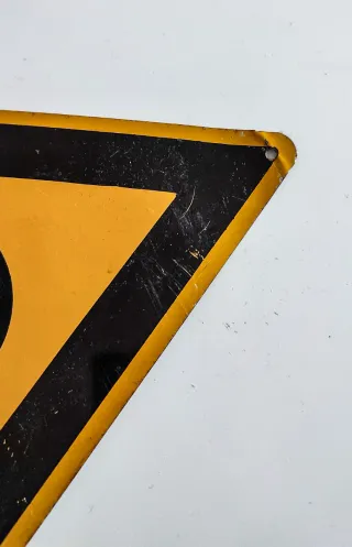 Cartello Pericolo in Lamiera vintage Anni '70