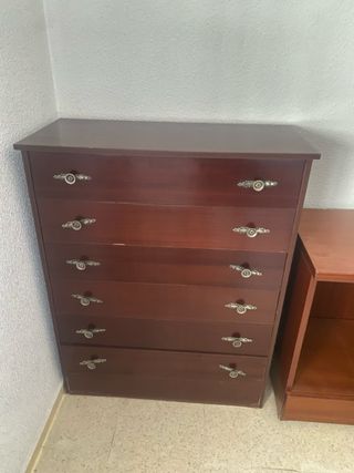 Muebles antiguos de madera