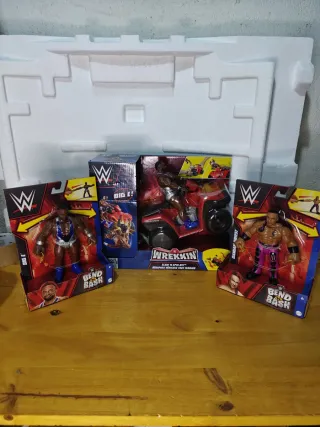 WWE Wrestling Lovers special bundle