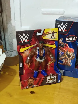 WWE Wrestling Lovers special bundle