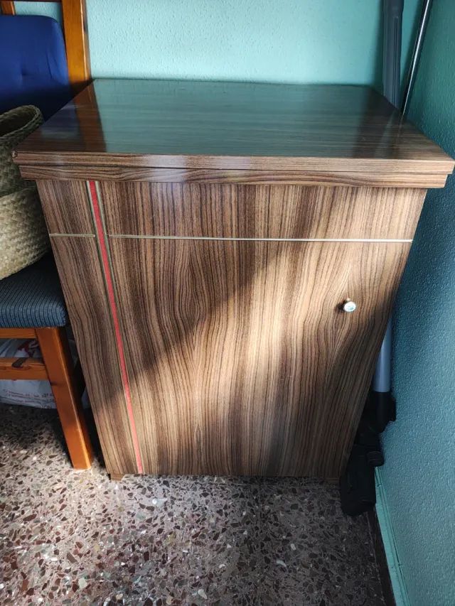 Mueble máquina de coser