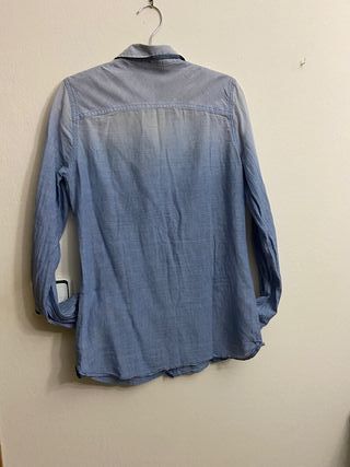 Camisa Desigual entallada bordada