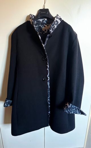 Abrigo estampado leopardo oversize