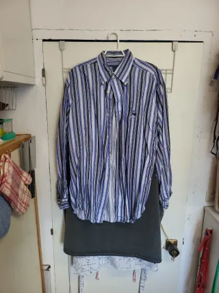 Camisas varias marcas en perfecto estado