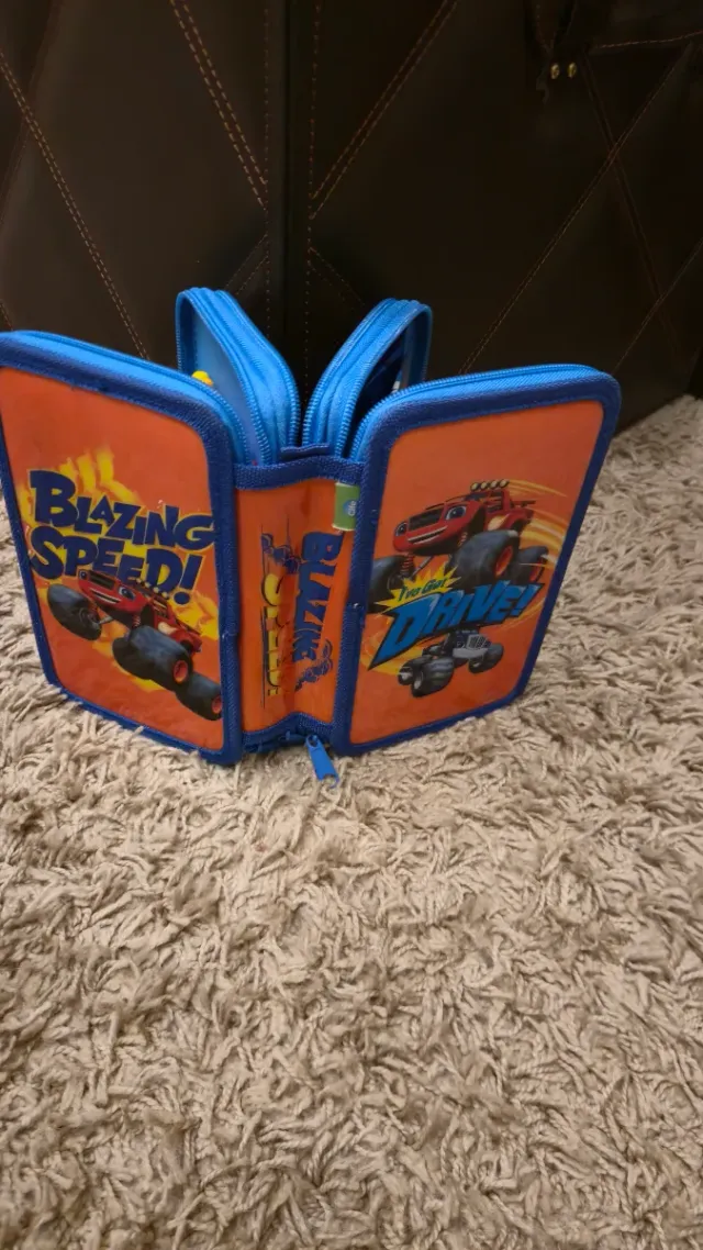 Estuche Blaze and the Monster Machines
