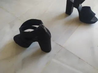 Zapatos de fiesta negros