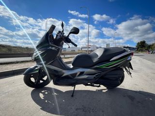 Kawasaki J 125 Scooter