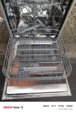 Lavavajillas Semg de 3 cestas de clase A+++A