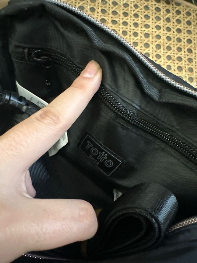 Riñonera Totto Negra