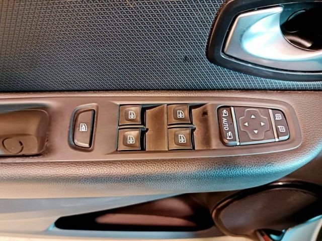 Renault Clio Zen TCe 66kW (90CV) -18