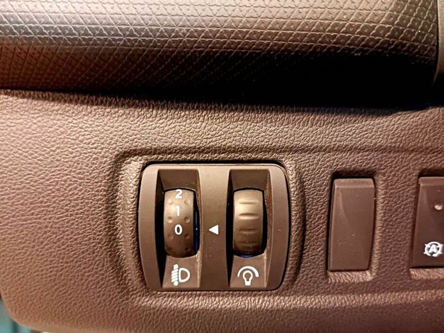 Renault Clio Zen TCe 66kW (90CV) -18