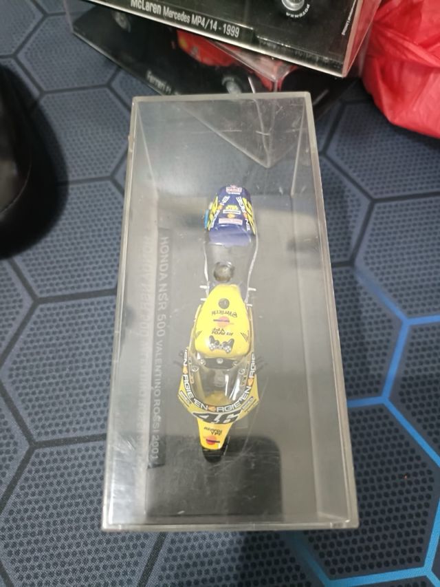 Modellino moto Honda NSR Valentino Rossi 2001