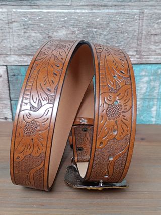 Cintura conibbia western oro e argento