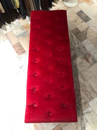 Diván Capitoné terciopelo rojo