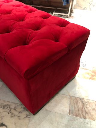 Diván Capitoné terciopelo rojo