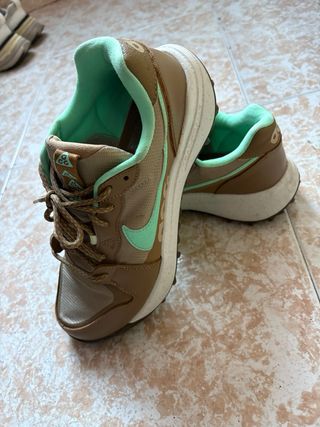 Zapatillas Nike ACG Marrones y Verdes