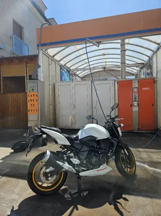 Kawasaki Z750 *2009*