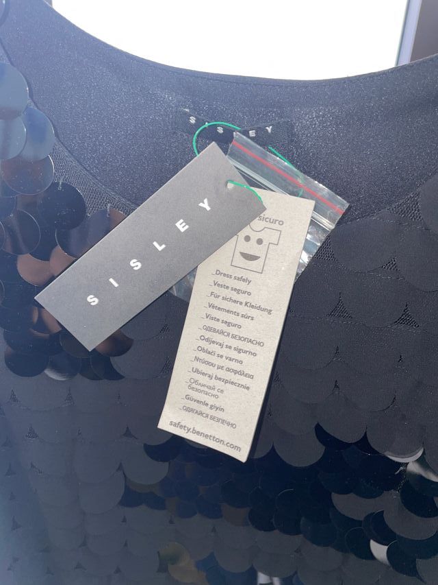 Abito Sisley nero con paillettes taglia M