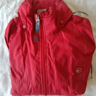 Chaqueta Nike Roja