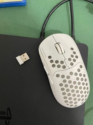 PS4 Slim Console con Giochi e Controller