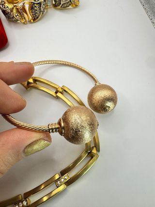 Set gioielli vintage e moderni placcati oro