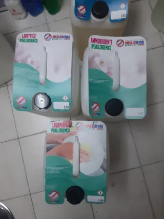 Detersivo sfuso in tanica