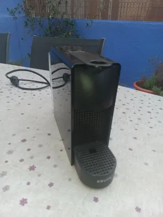Cafetera Nespresso Krups Negra