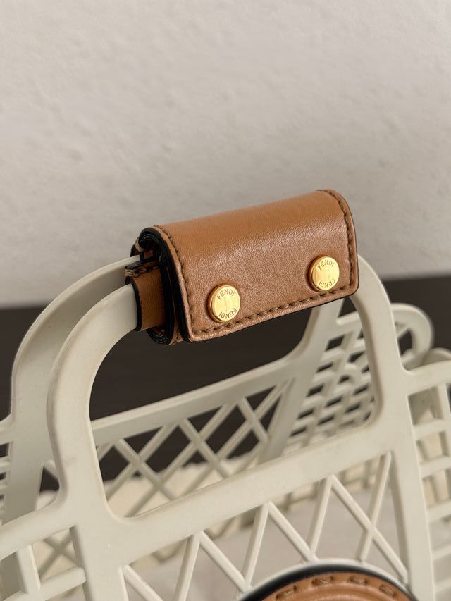 Borsa Fendi Basket piccola