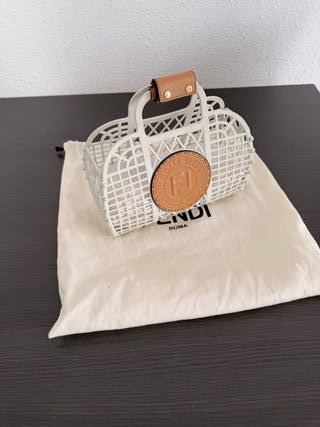 Borsa Fendi Basket piccola