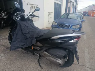 KAWASAKI J 300 23.000 KMS UN SOLO PROPIETARIO J300