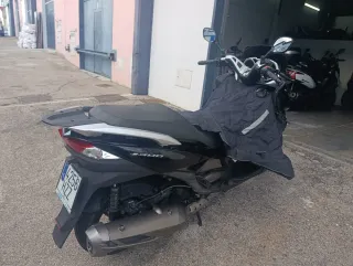 KAWASAKI J 300 23.000 KMS UN SOLO PROPIETARIO J300