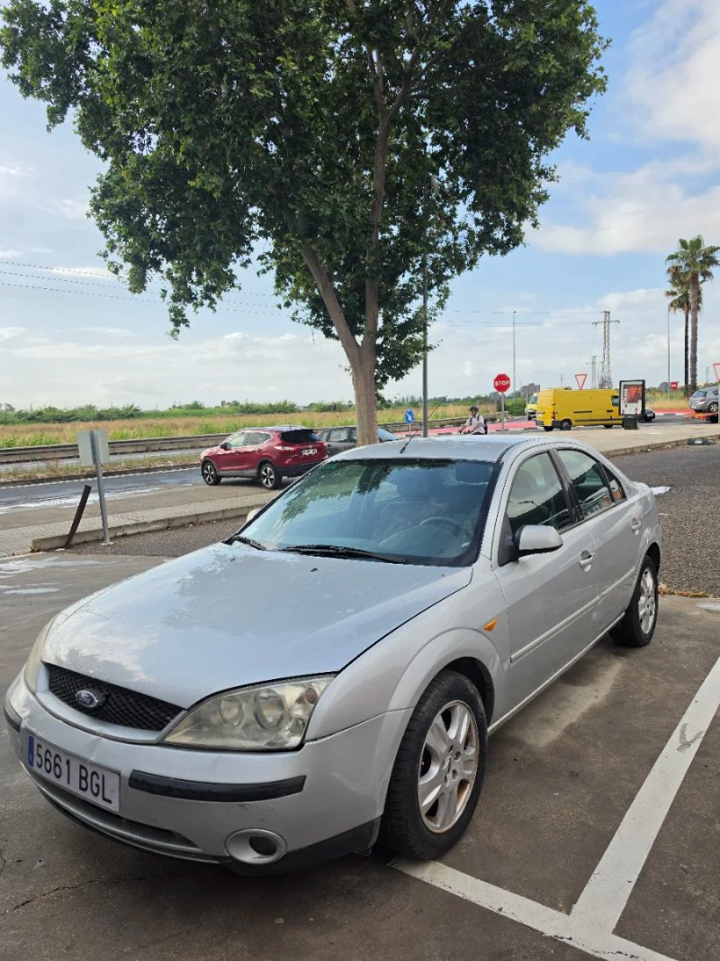 Ford Mondeo II 2.5i V6 Ghia 2001